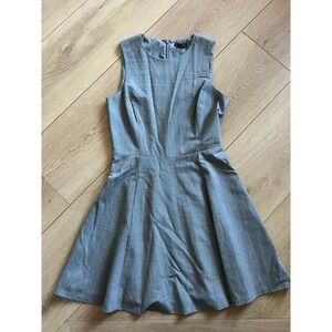 Theory Gray Sleeveless Sheath‎ Dress Size 2 Career Work Professional